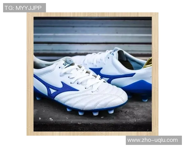 守门员足球鞋的选择与技巧解析助你在比赛中大放异彩 守门员足球鞋的选择与技巧解析助你在比赛中大放异彩