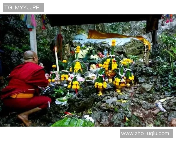 泰国足球队神秘失踪事件引发广泛关注与讨论各方反应不一 泰国足球队神秘失踪事件引发广泛关注与讨论各方反应不一